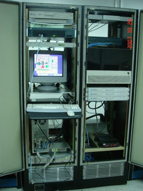 2007年10月WSR-88D雷達設備開放式雷達產品產生單元更新前。