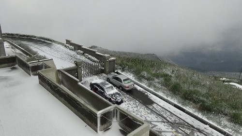 2016年1月24日建站以來，首次降雪。