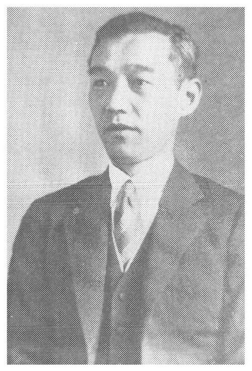 西村傳三像。