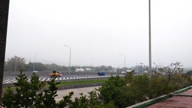 濃霧現象圖片。點此顯示大圖(彈出視窗)